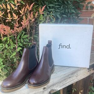 NEW 
FIND Women's Chunky Gumsole Chelsea Boots